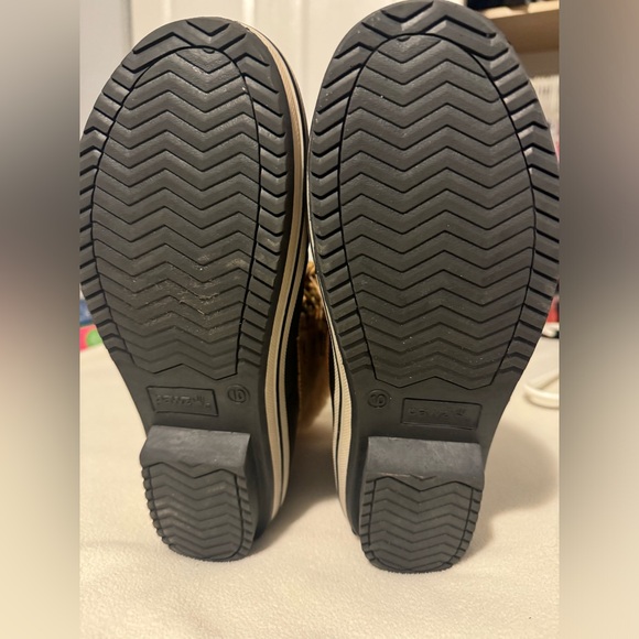 Paws Women’s Winter Boots sz 10 - Picture 2 of 9